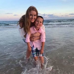 Meet your Posher, Lyndi